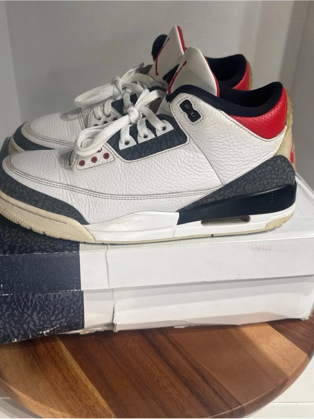 Men’s Size 10.5 - Jordan 3 Retro Denim SE Fire Red 2020 - CZ6431 100